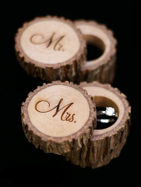 2pcs Ring Box for Wedding Ceremony, Wedding Ring Box, Small Wooden Box Rustic Mr and Mrs Ring Bearer Box