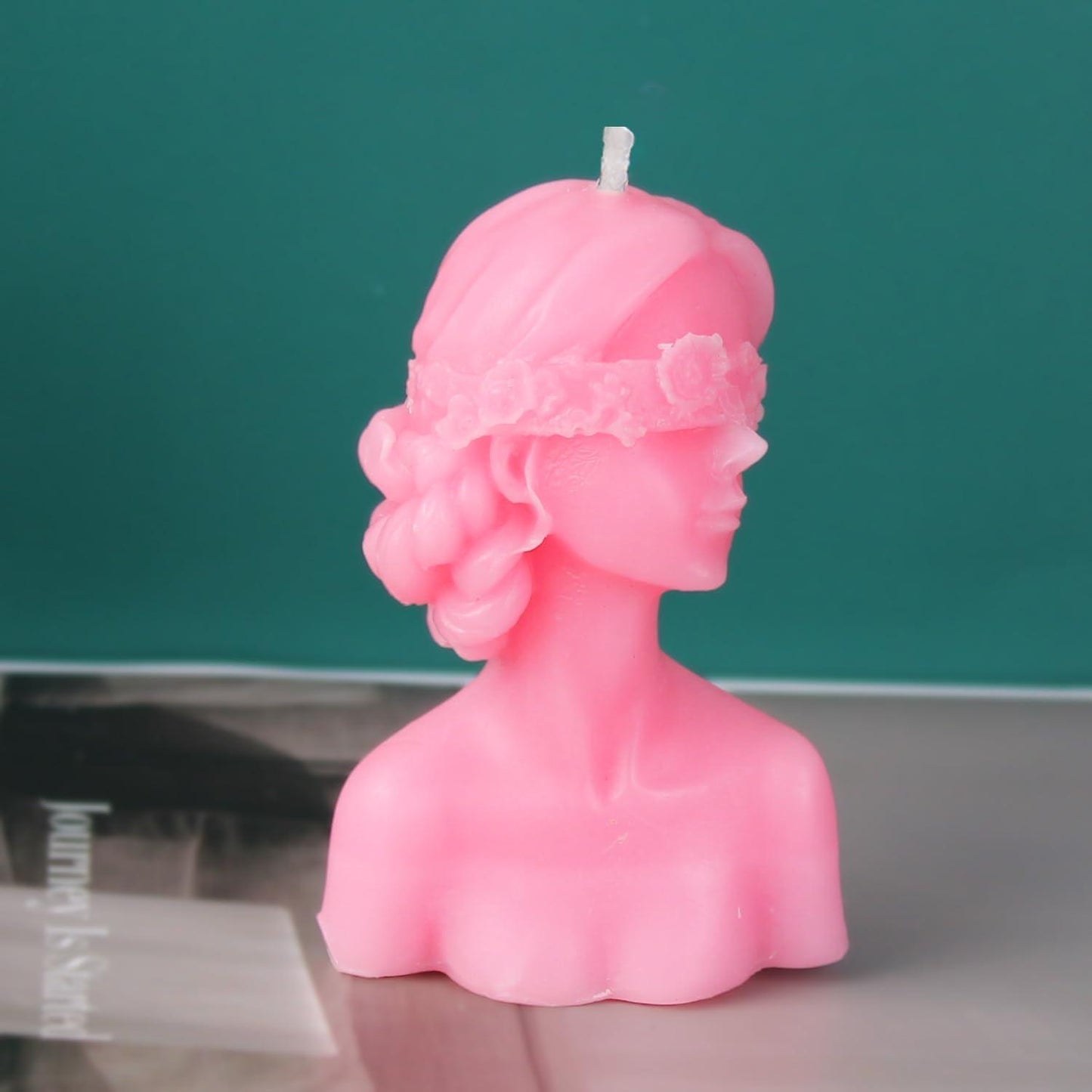 Bust Statue Decorative Scented Candle, Soy Wax Vegan Candle, Handmade Aesthetic Candle for Home Decor Bedroom Bathroom Wedding - Hibrides