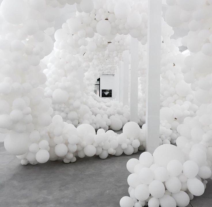 100 Pack | 12'' White Latex LED Light Up Balloons Glow Party Decor Ideas - Hibrides