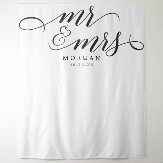 Classic Script Mr & Mrs Wedding Backdrop Banner, Modern Minimalist Backdrop Tapestry Outdoor Wedding